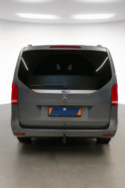 
										2021 Mercedes-Benz V-Class Avantgarde 300d full									