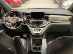 
										2021 Mercedes-Benz V-Class Avantgarde 300d full									