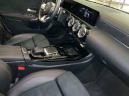 
										2021 Mercedes-Benz CLA-Klasse CLA 35 Shooting Brake AMG 4Matic full									