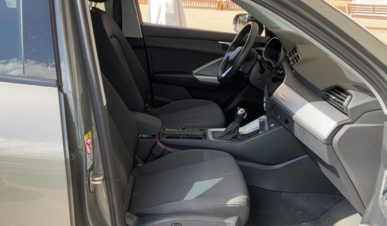 
								2023 Audi Q3 Sportback 35 TFSI S Line full									