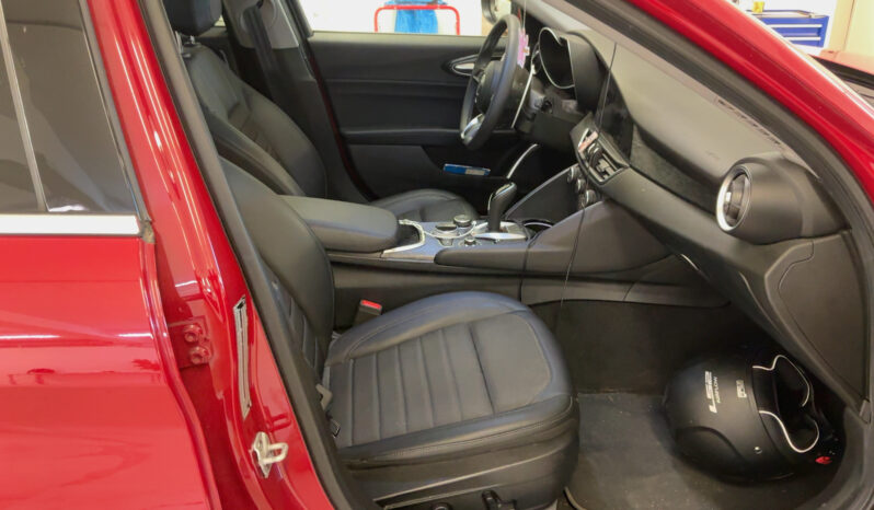 
								2021 Alfa Romeo Giulia 2.0 Turbo Super full									