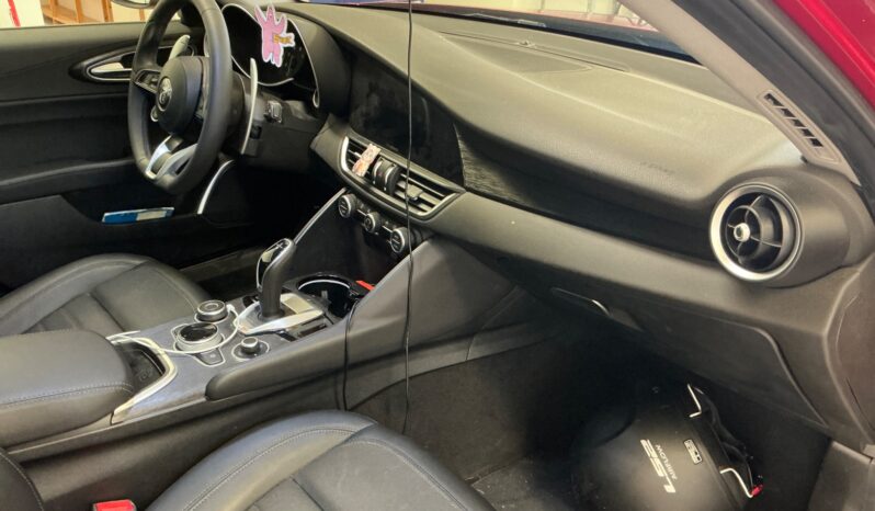 
								2021 Alfa Romeo Giulia 2.0 Turbo Super full									