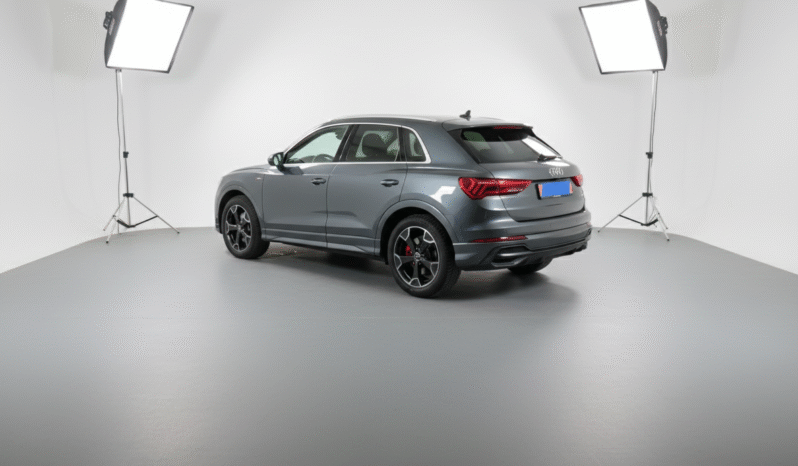 
								2019  Audi Q3 45 TFSI quattro S Line full									