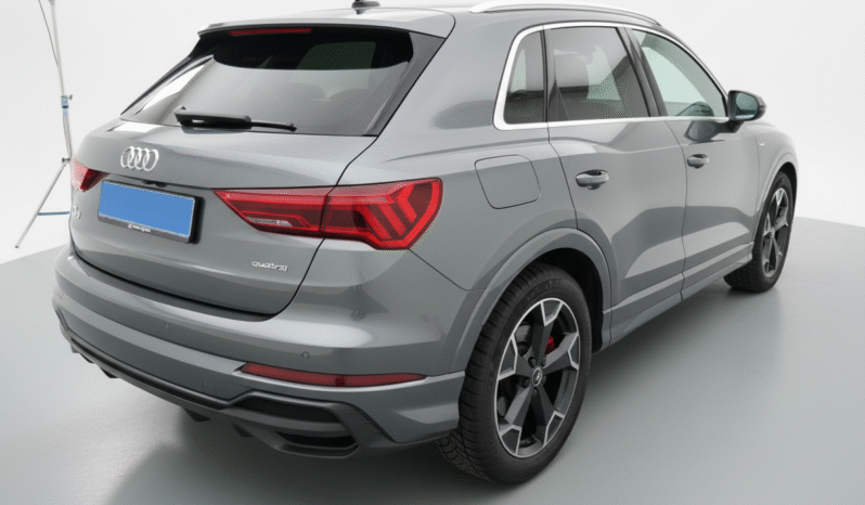 
								2019  Audi Q3 45 TFSI quattro S Line full									