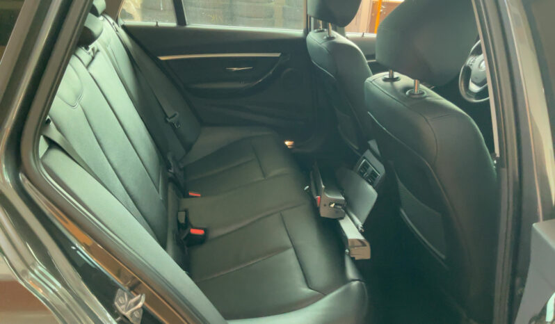 
								2019   BMW 3er 320d Luxury Line Purity full									