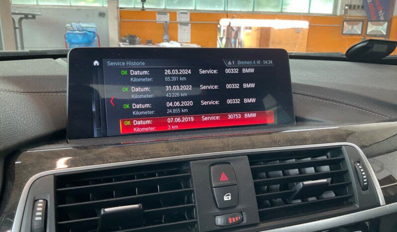 
								2019   BMW 3er 320d Luxury Line Purity full									