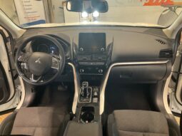 
										2022 Mitsubishi Eclipse Cross 2.4 Plug-in Hybrid 4WD full									