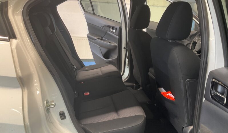 
								2022 Mitsubishi Eclipse Cross 2.4 Plug-in Hybrid 4WD full									