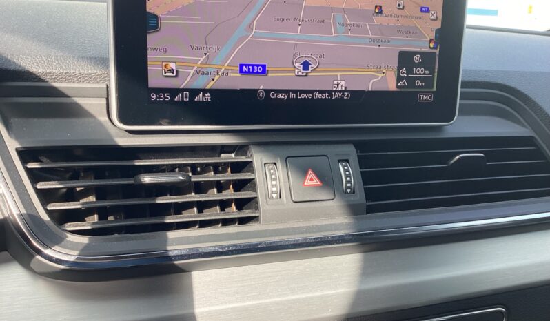 
								2017     Audi Q5 2.0 TDI quattro Sport full									