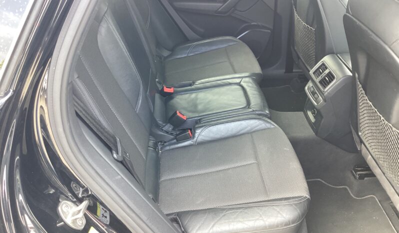 
								2017     Audi Q5 2.0 TDI quattro Sport full									